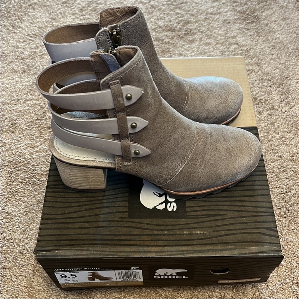 Sorel Addington Cut Out Bootie - Sahara Sz 9.5 ❤️